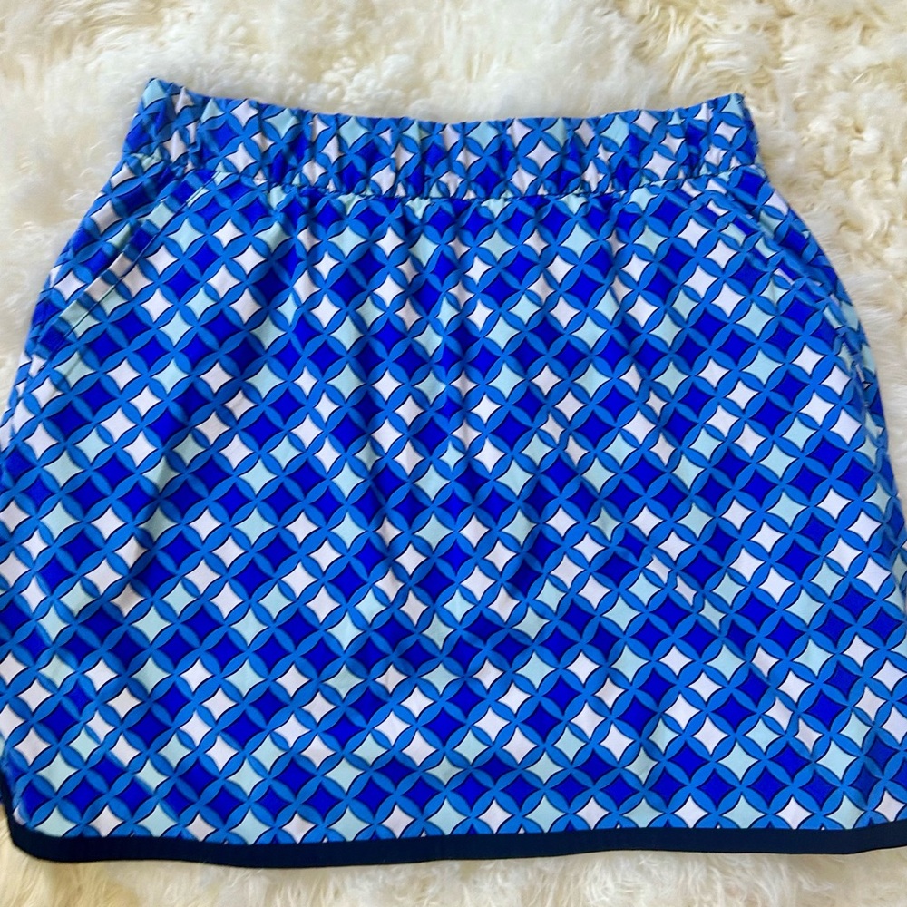 T by Talbots EVERYDAY STRETCH SKORT DREAMY Black Blue White. Large